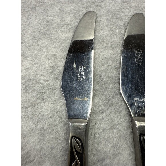 4 Vintage Amefa Holland Tulip Time Dinner Knives Stainless Flatware Retired MCM - Picture 4 of 5